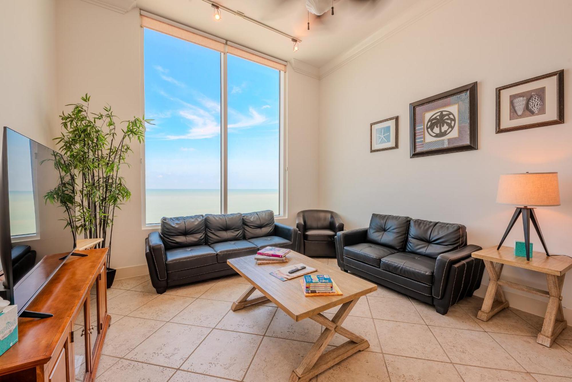 1901 Sapphire Beachfront 3 Bedroom Condo เซาท์ปาเดรไอส์แลนด์ ภายนอก รูปภาพ